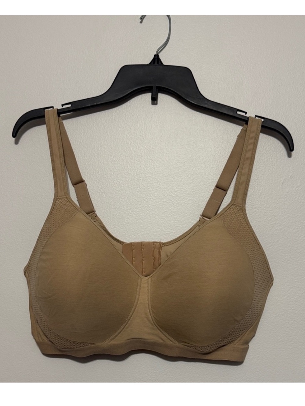 Hanes Wireless Seamless Tan Bra 2XL